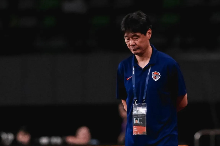 开云真人平台首页登录入口-泰山队紧急换帅，三大潜在人选，一人呼声最高，另一人最具冲冠潜力|韩天宇|韩鹏|李霄鹏|山东泰山|陈泽仕_新浪体育_新浪新闻